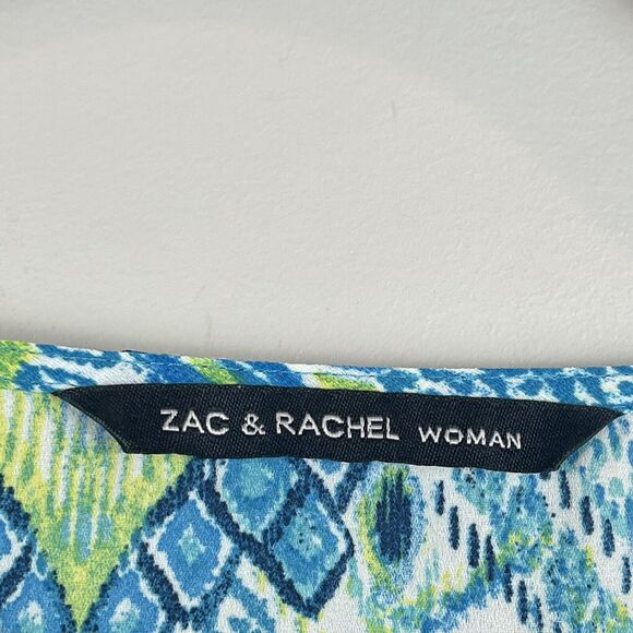 Zac & Rachel Womens Top Size 3X Blue Geo Printed Blouse Boho Flowy Art Casual - Picture 3 of 7